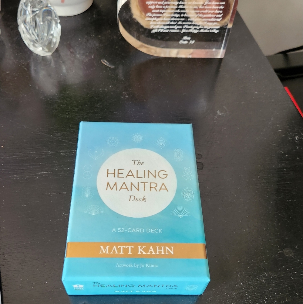 The Healing Mantra oracle card deck •